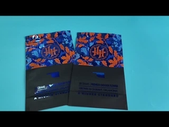 กระเป๋าป้องกันเด็กด้วยครึ่งพิมพ์และครึ่ง