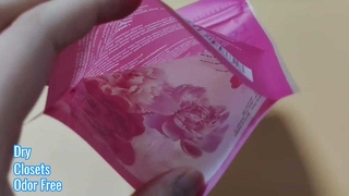 ถุงลดความชื้นแบบใช้แล้วทิ้งดูดซับความชื้นสำหรับการควบคุมความชื้นในบ้านและตู้เสื้อผ้า