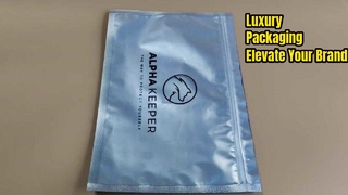 ถุงซิปพลาสติกเคลือบด้านหรูหราสำหรับบรรจุภัณฑ์ขายปลีกและสินค้าพรีเมี่ยมที่มีตราสินค้า