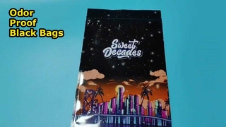 ถุงซิปคอมโพสิตอลูมิเนียมฟอยล์สีดำกันกลิ่นสำหรับจัดเก็บและขายส่งจำนวนมาก