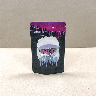 กระเป๋าสะพายนิ้วมือแบบ Custom Stand Up Pocket กับซิปกันเด็กที่ปิดได้