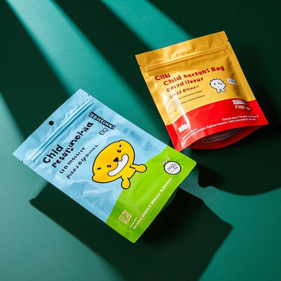 กระเป๋าซิปกันเด็ก กระเป๋าพลาสติกประกอบภาระหนัก ขนาดที่กําหนดเองและการออกแบบที่ไม่ถูกปรับ