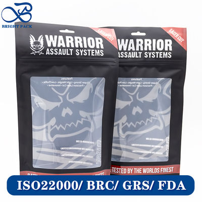 ถุงไมลาร์กันน้ำแบบตั้งได้สำหรับบรรจุภัณฑ์เสื้อผ้าพร้อมหน้าต่างใส ขายส่ง